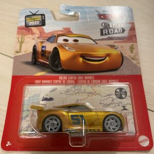 マテル カーズ RACING CENTER CRUZ RAMIREZ CARS ON THE ROAD レーシング センター クルーズ ラミレス 51 ミニカー MATTEL 金 ゴールド