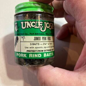 ポーク UNCLE JOSH PORK RIND BAITS NO.1 JUMBO PORK FROG 3BAITS -3 1/4X1 1/8 新品 液体入りの画像3