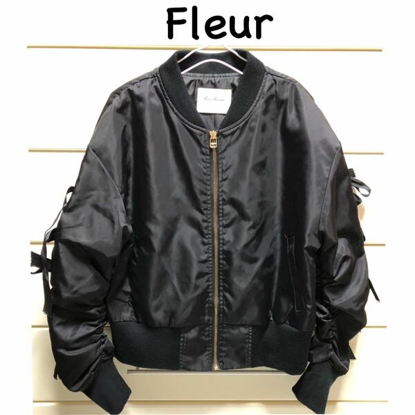 【送料込み】　Fleur 袖　5連　りぼん　MA-1 ジップアップ　ブルゾン　ブラック　F フライトジャケット　 黒　 ジャケット　フルール