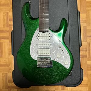 【美品】超格安　MUSIC MAN Silhouette HSH Tremolo Emerald Green Sparkle /ミュージックマン シルエット エレキギター♪HG