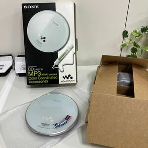 ソニー SONY CDプレーヤー ウォークマン D-NE73 MP3 シルバー 付属品全てあり 通電確認済 WALKMAN 