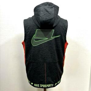 L 極美品 NIKE ナイキ THERMA フードベスト Dri-FIT フリース メンズ 男性 スポーツ ノースリーブ トレーニング エクササイズ ウェアの画像6