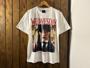 新品●ウェンズデー・アダムス　プリントTシャツ［L］●コメディホラーテレビドラマ/アダムス・ファミリー/Wednesday