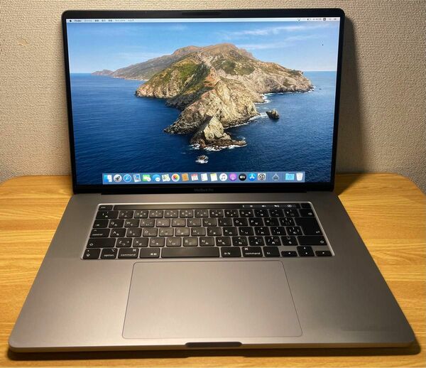 美品　Macbook Pro 2019 Corei9 Ssd1Tb ①