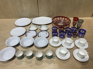 【８－３２】切子 Noritake 香蘭社 YVESAINTLAURENT NARUMI 等 大皿 洋食器 食器 グラス 御猪口 等 中古品 長期保管品