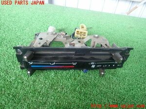 2UPJ-10116066]ランクル60系(HJ61V)エアコンスイッチ1 中古