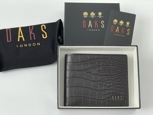 (J01437) 新品 ダックス DAKS GWAW19016 カウレザー クロコ型押し 二つ折り財布 / 小銭入れなし メンズ ダークブラウン