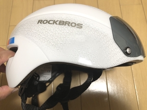 送料込み）ROCKBROS　ロードレーサー用ヘルメット（サイズ57-62cm　磁気ゴーグル付き）使用２回のみ