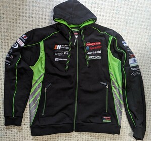 QUATTRO KAWASAKI パーカー 中古品 サイズXXL