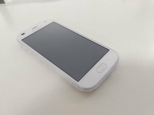 送料当店負担　らくらくホン らくらくスマートフォン F-42A　docomo　美品