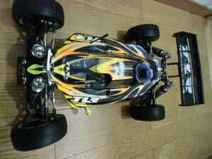 TLR チームロッシ　Losi８　4.0　1/8　GP　4WD オフバギーGP中古