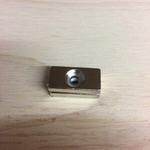 「a15-a2」 強力磁石 ネオジウム 20×10×4mm 2個セット / ネオジム 角型 四角 皿穴 ネジ穴 マグネットの画像4