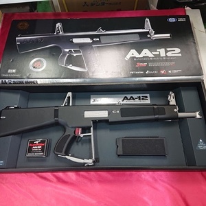 【中古現状品】東京マルイ AA-12 18歳以上 フルオート電動ショットガン