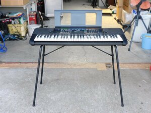 【スタンド付き/動作品/送料無料】YAMAHA シンセサイザー PSR-E253 アダプター付き 中古 ピアノオルガン弦楽器など高品位で充実した385音色