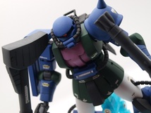 HGUC 1/144 アナベル・ガトー専用 ザクⅡ 機動戦士ガンダムMSV-R 塗装済完成品_画像4