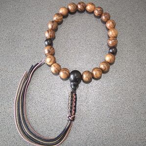 沈香 (ベトナム産) 虎紋 念珠 香木 14㎜ 20玉 組紐 黒檀仕立