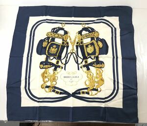 【ST28】HERMES エルメス スカーフ カレ90 BRIDES de GALA 式典用馬勒 ブルー系 白系 シルク100% レディース ファッション 服飾小物
