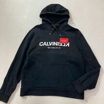 47 Calvin Klein Reverse Logo カルバンクライン リバースロゴ スウェット フーディ プルオーバー パーカー サイズM ブラック 40222AA_画像1