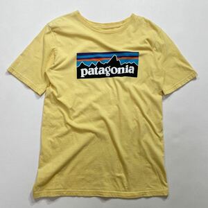 257 patagonia パタゴニア クルーネック 半袖 Tシャツ カットソー キッズサイズXL ビッグロゴプリント アウトドア キャンプ 登山 40222B