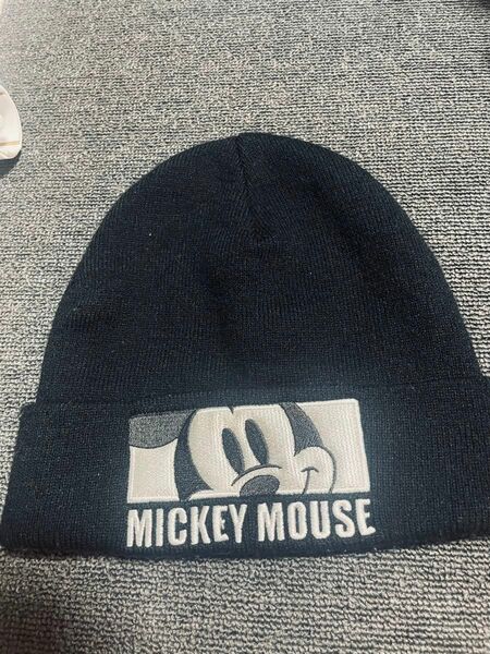 ミッキーマウス　ニット帽