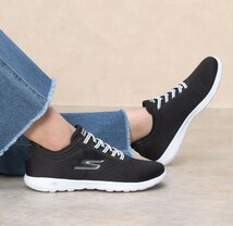 【未使用タグ付】SKECHERS GO WALK LITE 超軽量 高反発 高クッション 5GEN メッシュスリッポンスニーカー 24.0cm BKW 定価7,150円【1179】_画像10