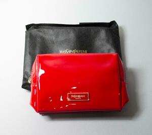 yslpQred 新品未使用本物　YSL イヴサンローラン　ノベルティポーチ