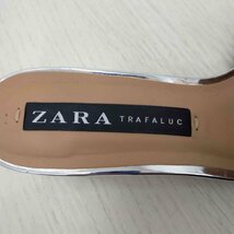 ZARA(ザラ) シルバーコンフォートサンダル レディース 37 中古 古着 0143_画像6