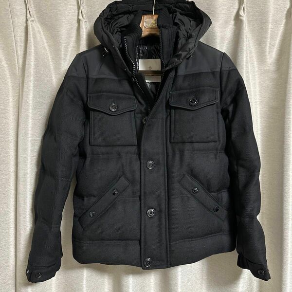 MONCLER REPUBLIQUE ダウン　定価24万　美品　0 モンクレール