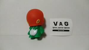 VAG (VINYL ARTIST GACHA)　SERIES 28　コダコツボン　赤緑　ユーキデイドリーマー　ソフビ　フィギュア　ガチャガチャ