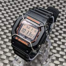 G-SHOCK GW-M5600 ブラック (文字盤: ライトオレンジ) 電波ソーラー マルチバンド5 (送料: 230円~) _画像4