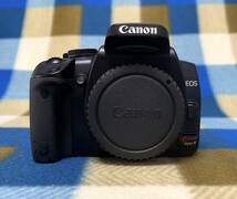 Canon EOS Kiss Digital X (body) & TAMURON Di-II A18E AF 18-250mm F/3.5-6.3 中古 付属品完備_画像2