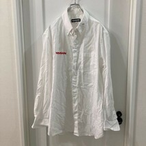 ya187 NISSAN 長袖シャツ ユニフォームウエア ホワイト 白 メンズ 3L 襟に汚れあり。_画像1