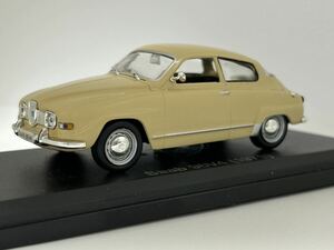 サーブ 96v4 ミニカー ノレブ 1/43 SAAB 96