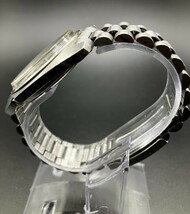 SEIKO　セイコー5　ダークグリーン文字盤　21石　AT　バンド・クラスプ社外品　稼働品　日時曜日調整可　アティーク_画像2