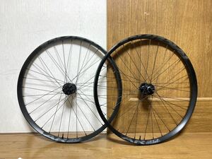 raceface dtswiss 370 ホイール 前後セット 27.5 前後boost チューブレスレディ mtb