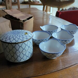 当時物 古い 有田焼 網手紋 染付 向付 小鉢 二段重 陶器 まとめて レトロ 日本製 ビンテージ 和食器 骨董 古道具