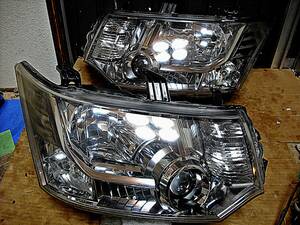 CV5W デリカ D5 純正 HID ヘッドライト KOITO 100-87918 左右セット