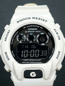 CASIO カシオ G-SHOCK mini ジーショックミニ GMN-690-7A アナログ 多機能 腕時計 ホワイト ブラック文字盤 ラバーベルト 新品電池交換済