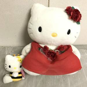 # サンリオ HelloKitty sanrio ハローキティ ぬいぐるみ 人形 2点セット キティ キティちゃん ミツバチ バラ 赤 ワンピース 中古品 #C30046