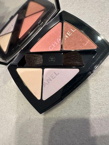 【最終値下げ】CHANEL ハイライトチーク