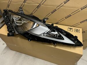 美品 純正 レクサス LC 右 ヘッドライト ヘッドランプ lexus LC500 LC500h 3眼LED 3連 81145-11011 刻印RA koito 11-10