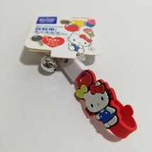 2020年 HELLO KITTY ハローキティ 自転車キーホルダー 鈴付き 未使用品 [タグ付き ストラップ 自転車用 鍵用]_画像2