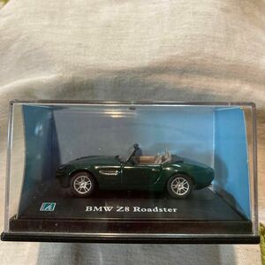 Cararama BMW Z8 ロードスター　深緑　1/72