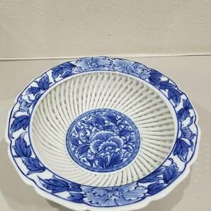 ■【56367】中古激安骨董★有田焼 鴨山作 透かし焼き 盛鉢 菓子籠 直径22ｃｍ 高さ8.2ｃｍ■の画像2