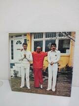 56692★LP Carlos Santana/Mahavishnu John Mclaughlin「Love Devotion Surrender」_画像2