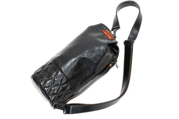 トイズマッコイ レザー製 ダッフルバッグ TOYS McCOY ホースハイド(馬革) ボディバッグ 鞄 TMA2207 新品