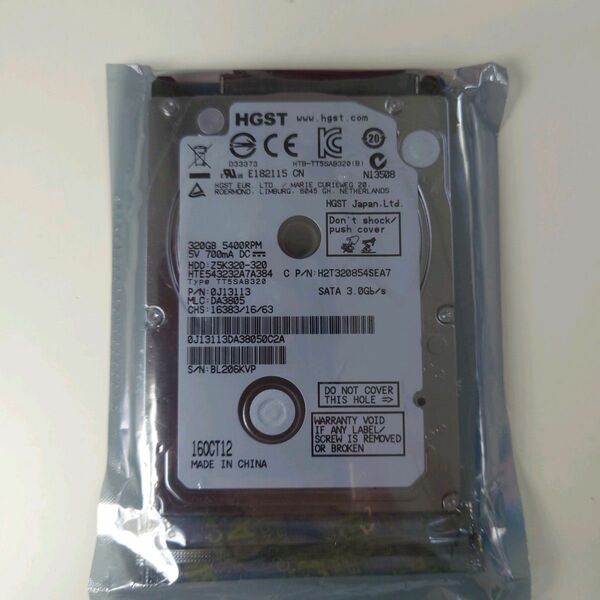 2.5インチハードディスク320GB HGST SATA HDD