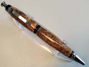 希少 屋久杉泡瘤 ボールペン ダヤコム社製シガータイプブラッククロームメッキペンキット使用　手作り品 