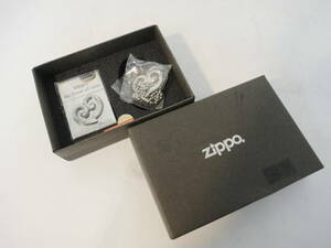 WZ02　ZIPPO　未着火　the form of love ネックレス付き　メタル貼り　 箱付き　2002年製　　喫煙具　　ジッポ