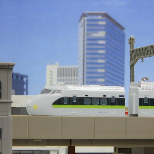 Zゲージ 0系新幹線 フレッシュグリーン 送料無料 鉄道模型 ストラクチャー ジオラマ 初代新幹線 ディスプレイ